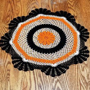 New Hand Crafted 4-Way Circle, Pumpkin, Black, & Natural 20" Doily